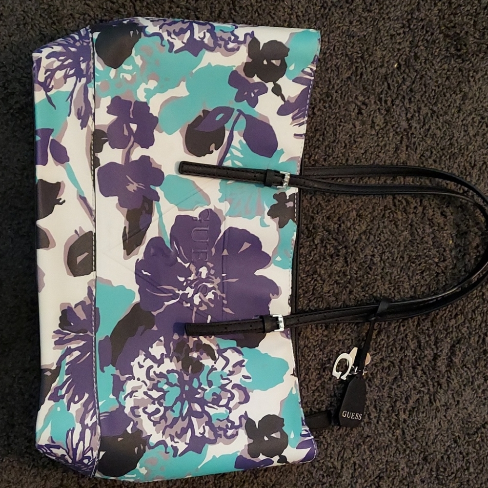 Guess purse/tote